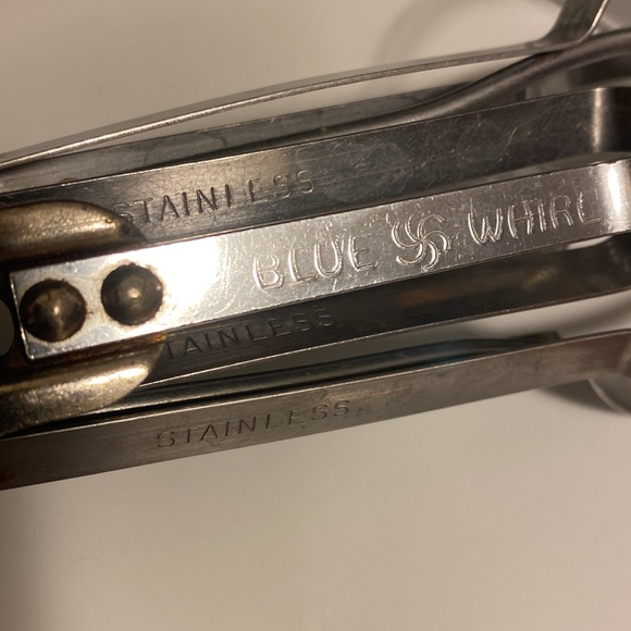 BLUE WHIRL MIXER EGG BEATER MINT GREEN VINTAGE MID CENTURY FARMHOUSE DECOR - Picture 2 of 2